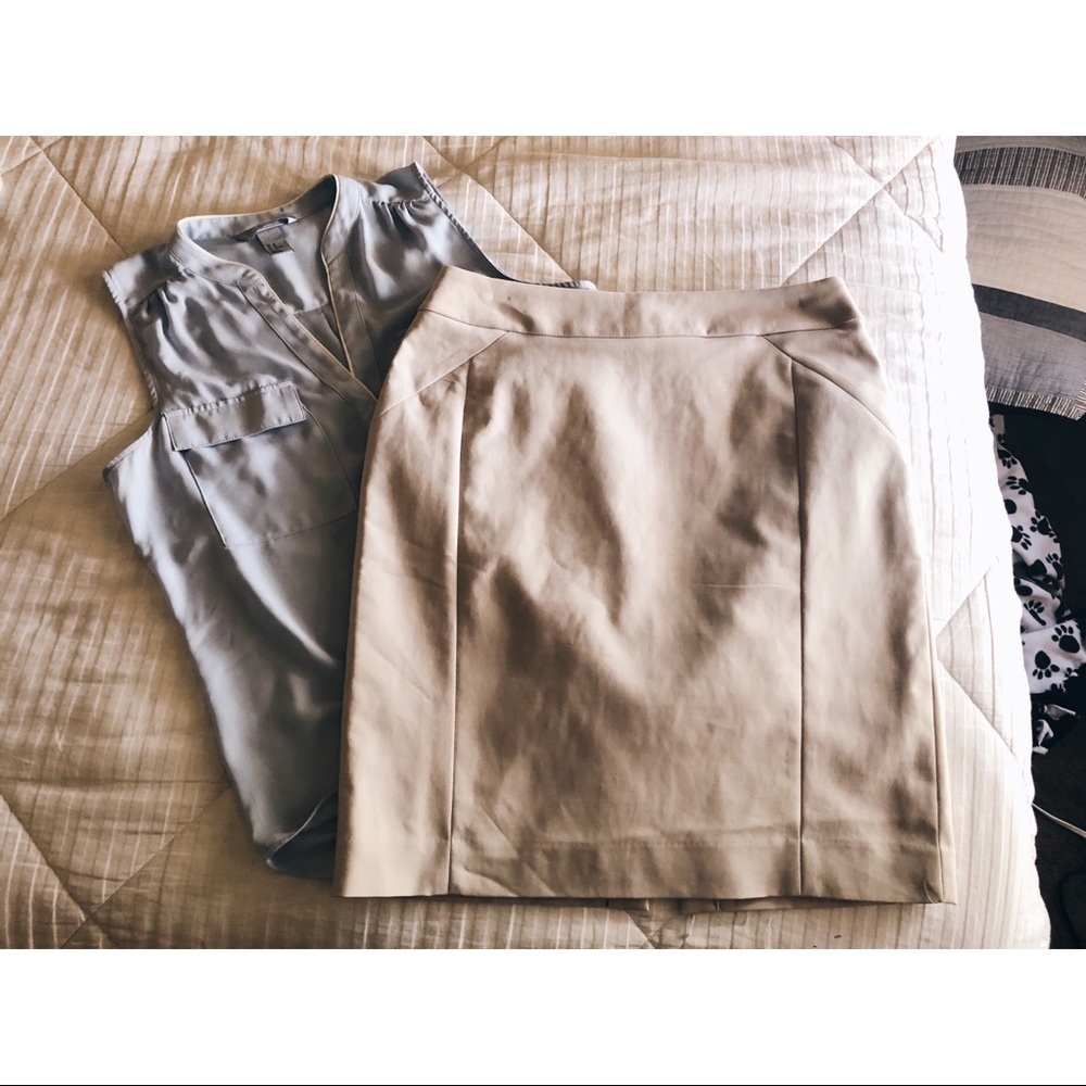 H&M | Khaki Fitted Pencil Skirt